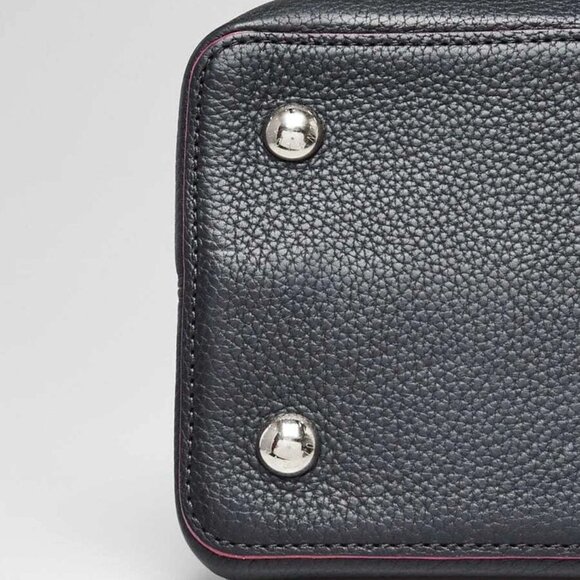 Louis Vuitton Cobalt Taurillon Leather Capucines MM Bag - Picture 2 of 12